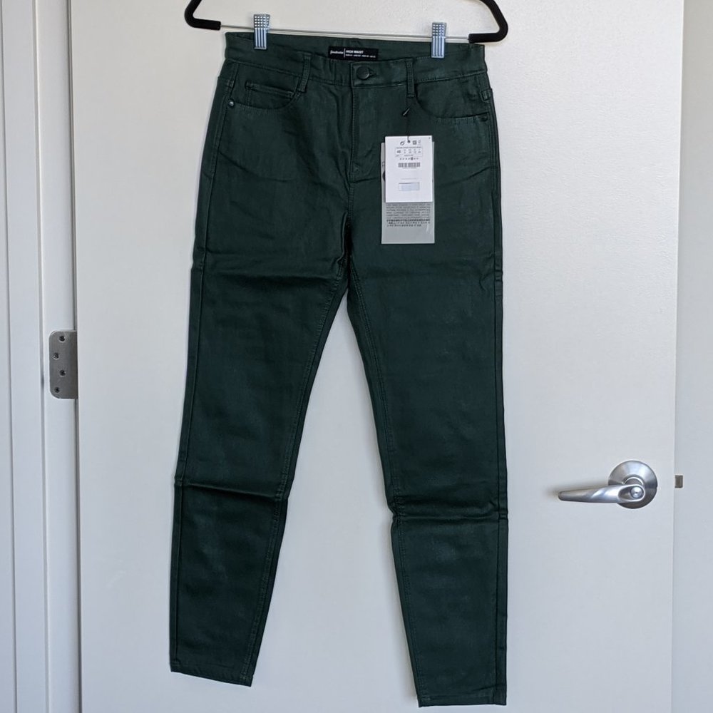 NWT Stradivarius Coated Jean - Emerald